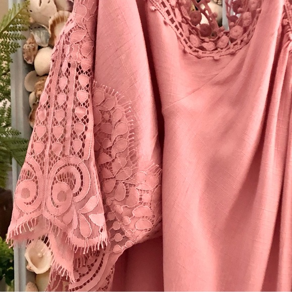 NWT! Sweet Feminine Pink Mauve Lace Cold Shoulder Top Sz 2X - Picture 5 of 10